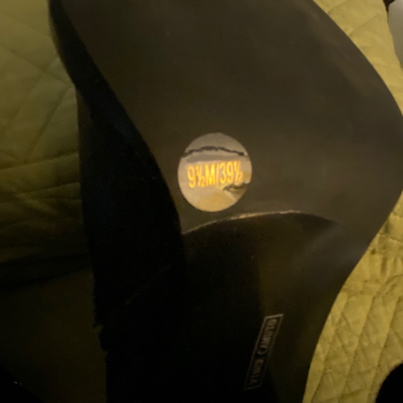 Vince Canute Ankle Boots - Picture 2 of 3